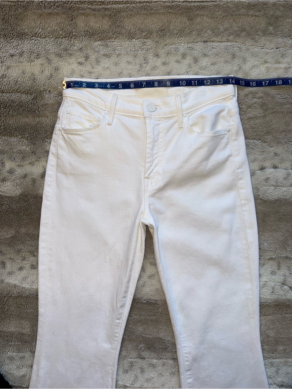 MOTHER Superior The Weekend Flare Jeans in Totally Innocent Size 27 - Picture 13 of 16